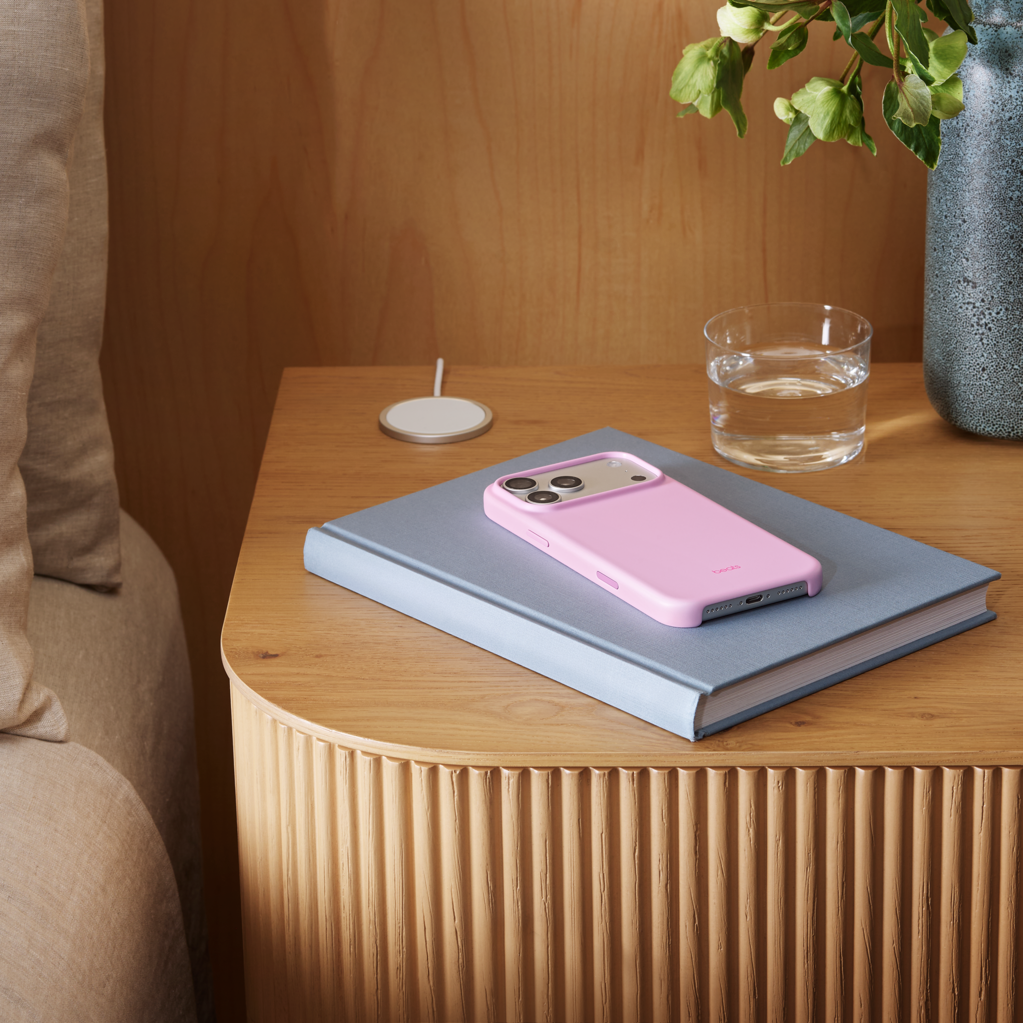 Beats iPhone 17 Pro Max Case with MagSafe and Camera Control — Pebble Pink