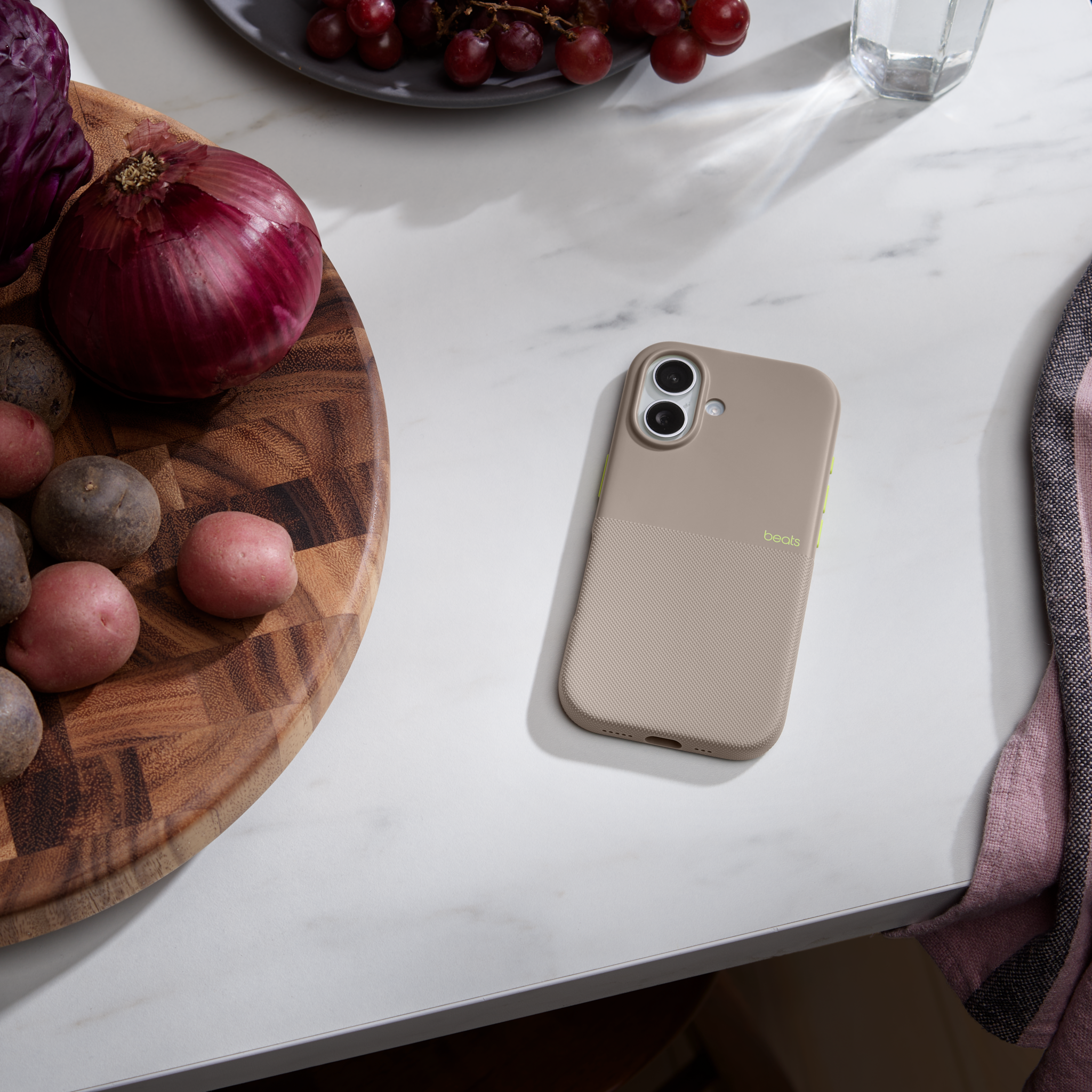 Beats iPhone 17 Rugged Case with MagSafe and Camera Control — Alpine Gray