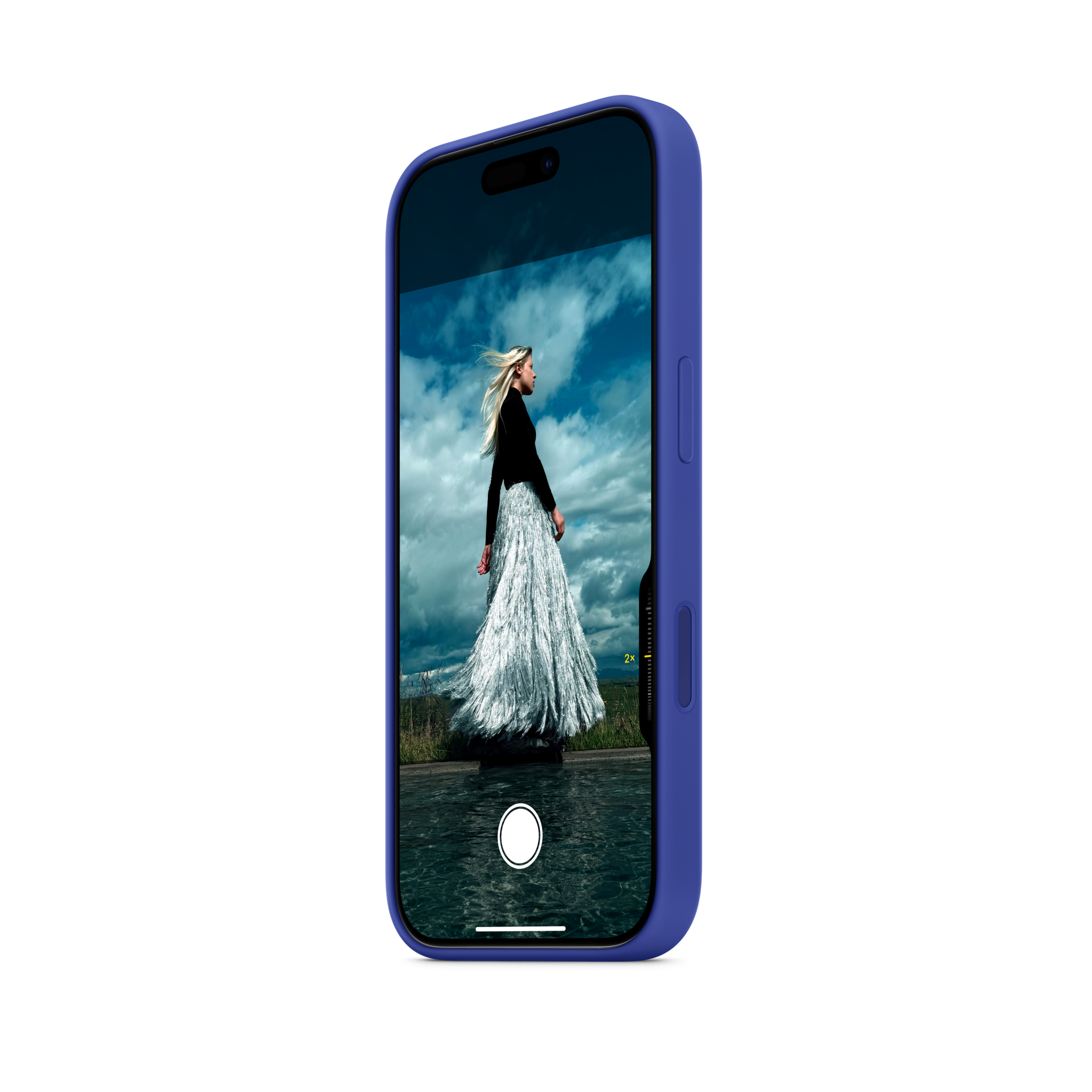 iPhone 16 Pro Max Silicone Case with MagSafe — Ultramarine