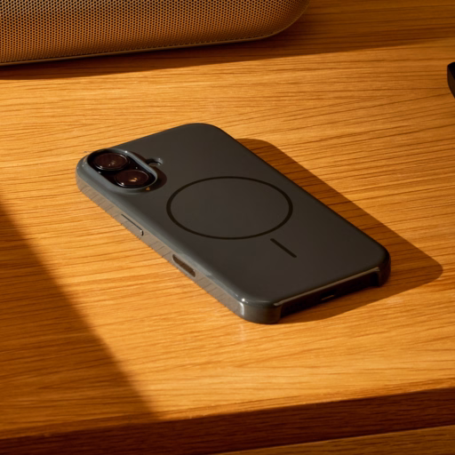 Beats iPhone 16 Plus Case with MagSafe — Midnight Black