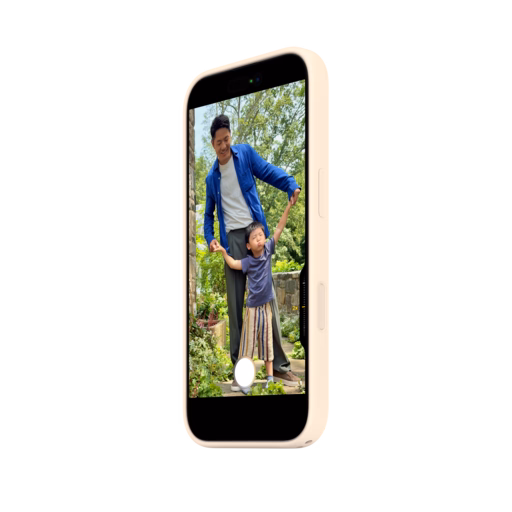 iPhone 17 Silicone Case with MagSafe — Vanilla