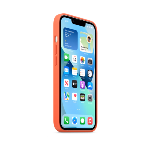 iPhone 13 Silicone Case with MagSafe — Nectarine