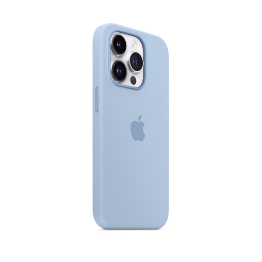 iPhone 14 Pro Silicone Case with MagSafe — Sky
