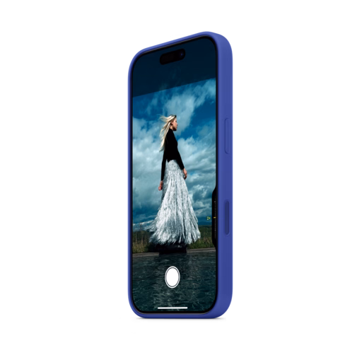 iPhone 16 Pro Max Silicone Case with MagSafe — Ultramarine